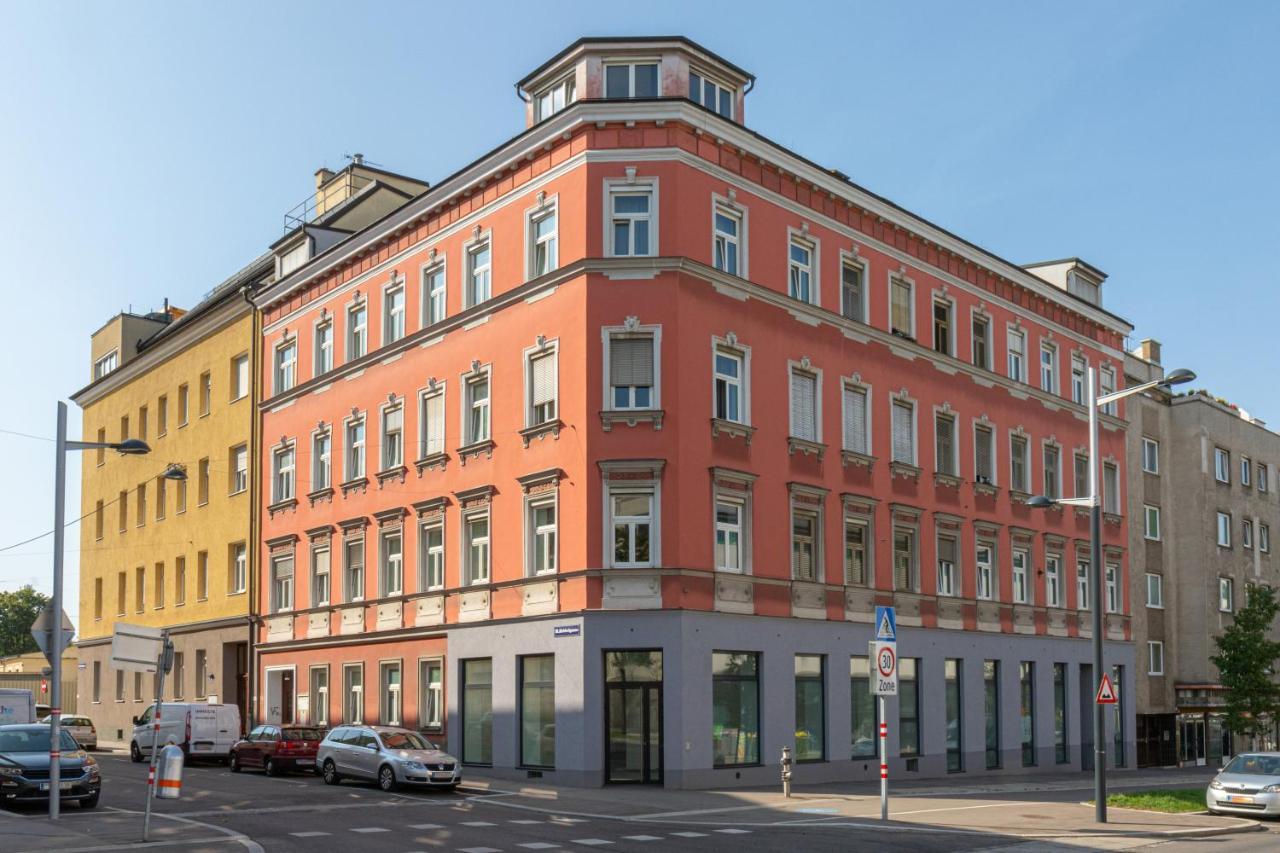Studio Vienna Central Station Екстер'єр фото