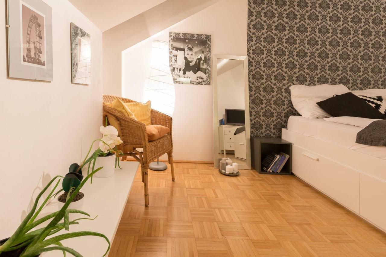 Studio Vienna Central Station Екстер'єр фото